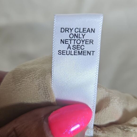 Banana Republic 100% Silk Short Sleeves Top Champagne XS - Picture 6 of 16